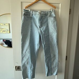 Abercrombie & Fitch Light Blue Cropped Ankle Jeans
